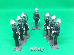 Britains Royal Marines Presenting Arms And Officer Set 2071 Repainted yel 475