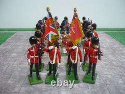 Britains Scots Guards Pipes Drums & Bugle Marching Band & Colour Party