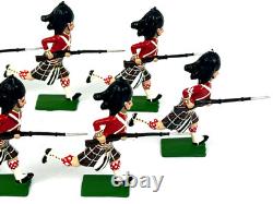 Britains Seaforth Highlanders Charging Bundle 54mm Repainted Toy Soldier 9332