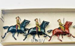 Britains Set 159 Territorial Yeomanry 1925 version- Officer & 4 x Troopers