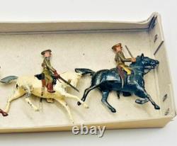 Britains Set 159 Territorial Yeomanry 1925 version- Officer & 4 x Troopers