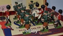 Britains Set #2096 Pipes and Drums of the Irish (CX/1135)