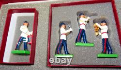 Britains Set 5872 the 1996 Sherwood Foresters Regimental Band in 1/30 scale