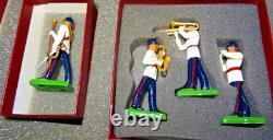 Britains Set 5872 the 1996 Sherwood Foresters Regimental Band in 1/30 scale