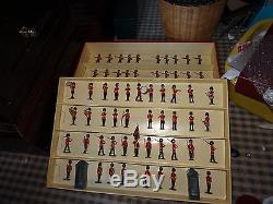 Britains Set 9424 -two Tier Changing Of The Guard At Buckingham Palace-1963