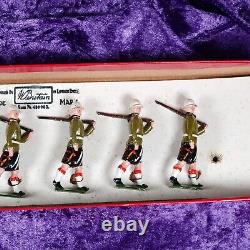 Britains Soldiers Set 114 Queens Own Cameron Highlanders 1947 issue Fantastic