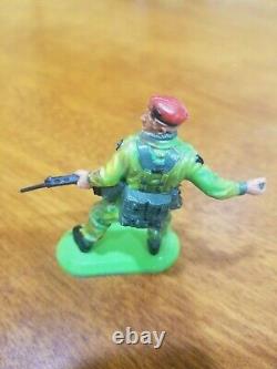 Britains Super Deetail British Paratroops Extremely Rare Lost Pose