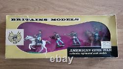 Britains Swoppet ACW Federal Cavalry and Infantry box set 7450 (lot 3724)