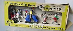 Britains Swoppets H7475 Boxed Set Mounted + Foot Knights Plastic 1.32 Herald