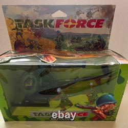 Britains Task Force 7612 British Helicopter & Military Personnel Set 132