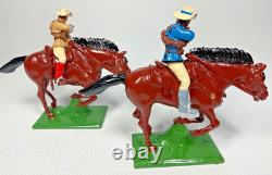 Britains The Boer War Centenary 4 Mounted Boers & 8 Cameron Highlanders #00259