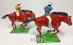 Britains The Boer War Centenary 4 Mounted Boers & 8 Cameron Highlanders #00259