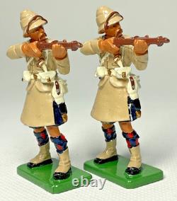 Britains The Boer War Centenary 4 Mounted Boers & 8 Cameron Highlanders #00259