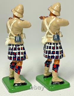 Britains The Boer War Centenary 4 Mounted Boers & 8 Cameron Highlanders #00259