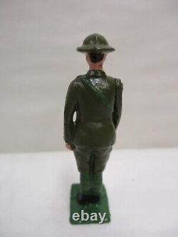Britains Toy Soldiers #1730 Royal Regiment of Artillery Gunners Set of 8 Figures