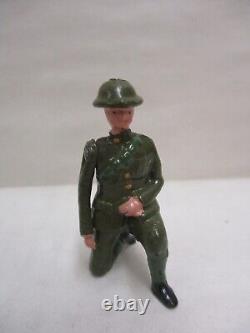 Britains Toy Soldiers #1730 Royal Regiment of Artillery Gunners Set of 8 Figures