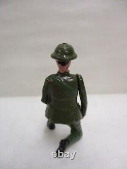 Britains Toy Soldiers #1730 Royal Regiment of Artillery Gunners Set of 8 Figures