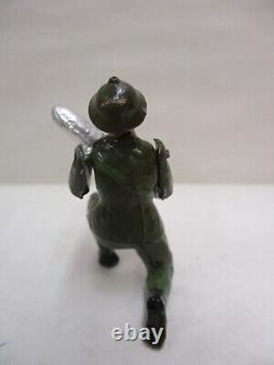 Britains Toy Soldiers #1730 Royal Regiment of Artillery Gunners Set of 8 Figures