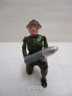 Britains Toy Soldiers #1730 Royal Regiment of Artillery Gunners Set of 8 Figures
