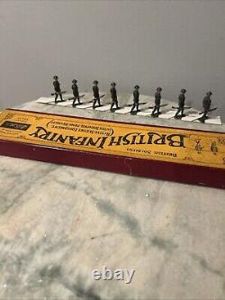 Britains Toy Soldiers British Infantry Set No. 195 From The 1930's