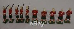 Britains Toy Soldiers GORDON HIGHLANDERS #118. 5 Sets Combined. 32 Pieces. 1914