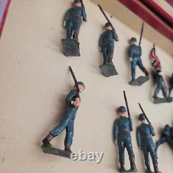 Britains Toy Soldiers Post War #267 US Calvary Infantry No Play Tin Metal