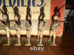 Britains Toy Soldiers Set #119 The Gloucestershire Regiment Firing Rare