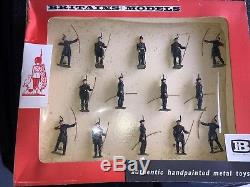 Britains Toy Soldiers Set 9301 The Royal Company Of Archers Window Box