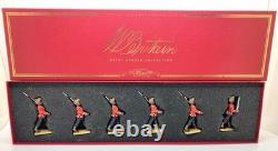 Britains Toy Soldiers The Delhi Durbar 12th Bengal Infantry Pioneers 40183 54mm