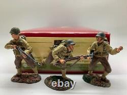 Britains Toy Soldiers Wwii Breakout Normandy 1944 Us 30th Cover Fire Set 17822
