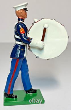 Britains United States Marine Corps 8th & I Drum & Bugle Corps 1955 Band #17780