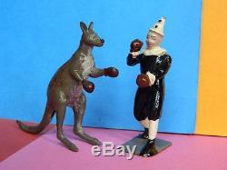 Britains Vintage 1936-61 Lead Circus Boxing Clown + Boxing Kangaroo #447b #451b