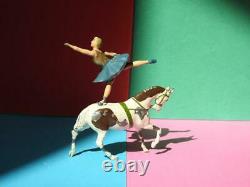 Britains Vintage 1936-61 Lead Circus Equestrienne #355b & Trotting Horse #352b