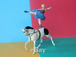 Britains Vintage 1936-61 Lead Circus Equestrienne #355b & Trotting Horse #352b