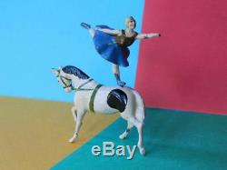 Britains Vintage 1936-61 Lead Circus Equestrienne #355b & Trotting Horse #352b