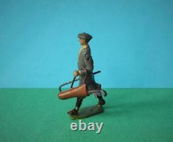 Britains Vintage Pre-war (1926) Rare Lead Golfer #562 With Bag Of Golf Clubs