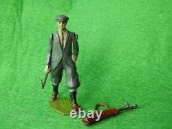 Britains Vintage Pre-war (1926) Rare Lead Golfer #562 With Bag Of Golf Clubs