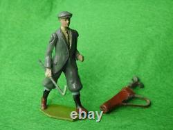 Britains Vintage Pre-war (1926) Rare Lead Golfer #562 With Bag Of Golf Clubs