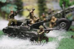 Britains WWII, Vintage Lead soldiers x13 /Bren-gun carrier 1/32 +Crescent Cannon