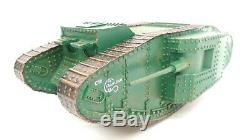 Britains WWI Mark I 1 British Military Mother Male Tank w Military Figures 8946