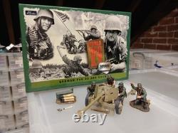 Britains World War II Squads German PAK 40 and Crew 17452