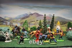 Britains /crescent Cowboy and American Indian attack 29pcs