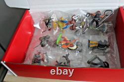 Britains /crescent Cowboy and American Indian attack 29pcs