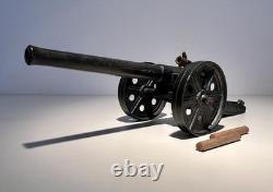 Britains model 4.7 Naval Gun Mounted for field operations. In box, Hamleys