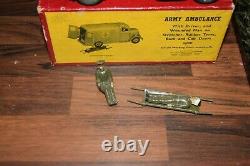 Britains rare Post War Set 1512 Army Ambulance Lead Figures excellent