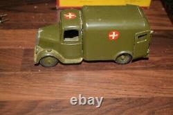 Britains rare Post War Set 1512 Army Ambulance Lead Figures excellent