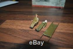 Britains rare Post War Set 1512 Army Ambulance Lead Figures excellent 1937