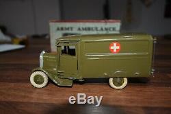 Britains rare Post War Set 1512 Army Ambulance Lead Figures excellent 1937