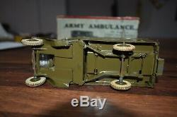 Britains rare Post War Set 1512 Army Ambulance Lead Figures excellent 1937