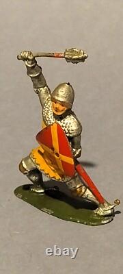 Britains set 1664, Knights of Agincourt foot knights 50's metal toy soldiers